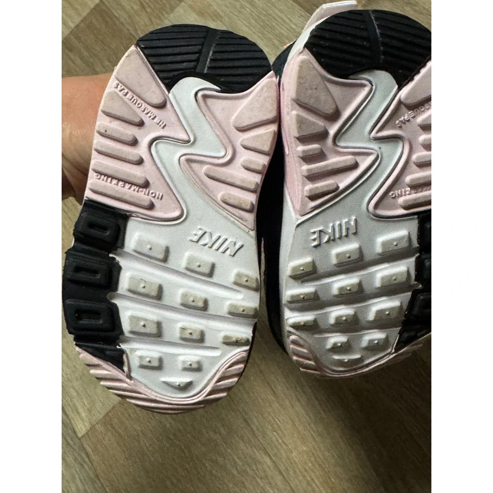 Nike Air Max 90 Tiny Toddler Shoes White Pink Black Size 2C